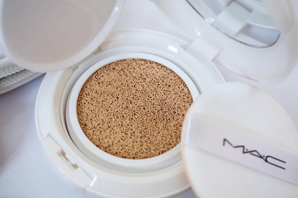 Кушон для лица 50. Кушон mac 5.0. корейский кушон атоми. атоми кушон с коллагеном. тональный кушон mac, тон 2.0.