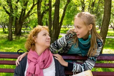 Дочь не работает годами