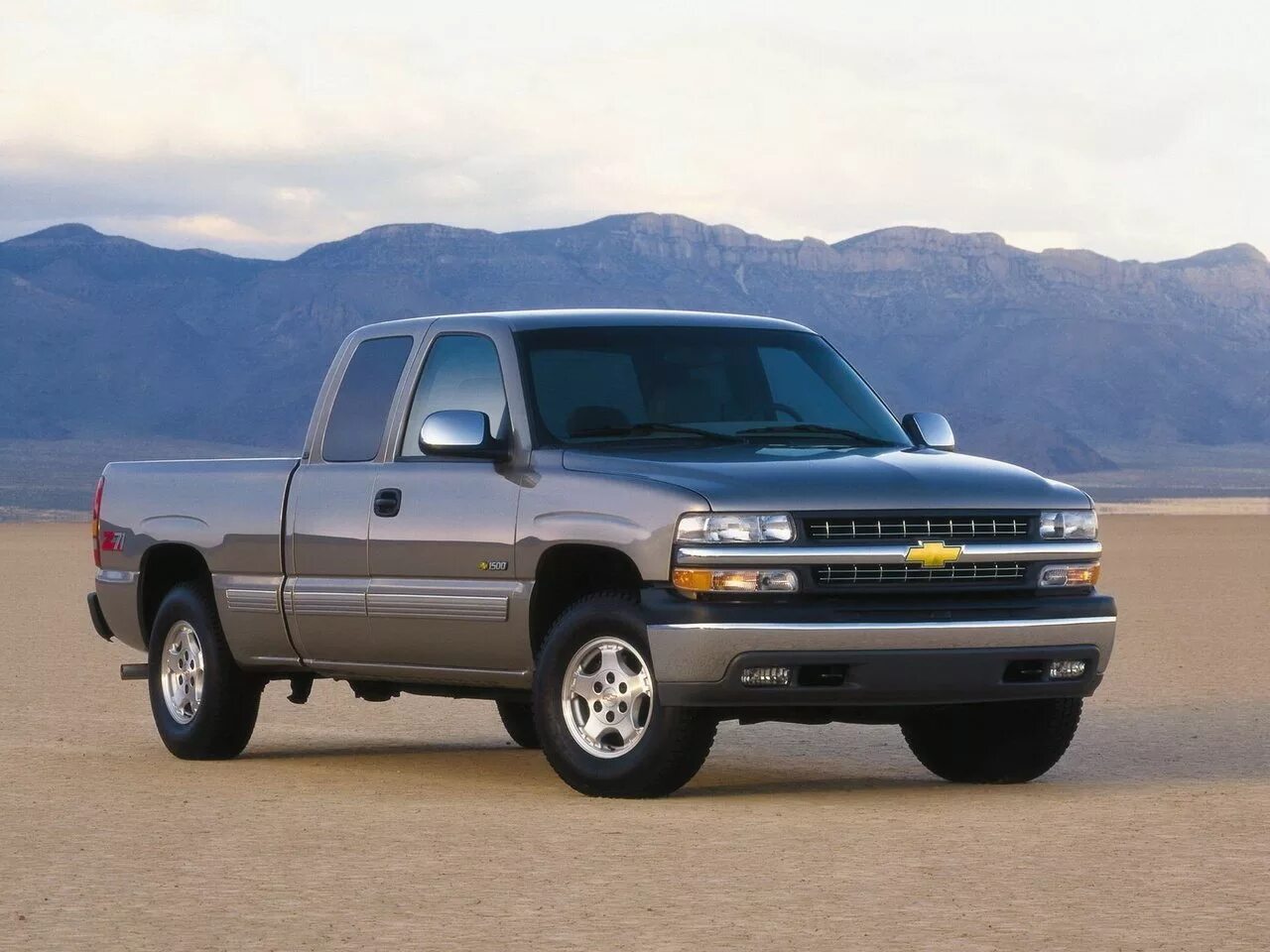 Шевроле gmt. Chevrolet Silverado 2002. Шевроле Сильверадо 1999. Шевроле Сильверадо 2000. Chevrolet Silverado 1998.