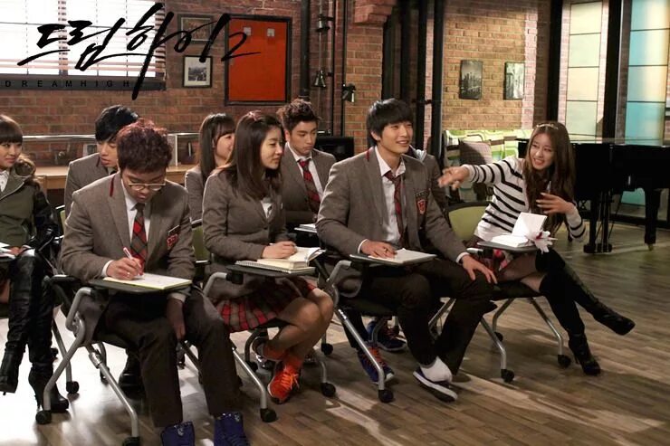 Одержимый 2 дорама. Dream high 2. одержимые мечтой дорама корея.