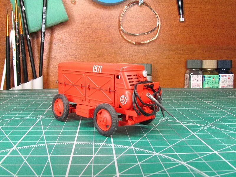 Арттягач коминтерн. Моделстрой. Моделстрой. Масштабы миниатюр. Моделстрой.