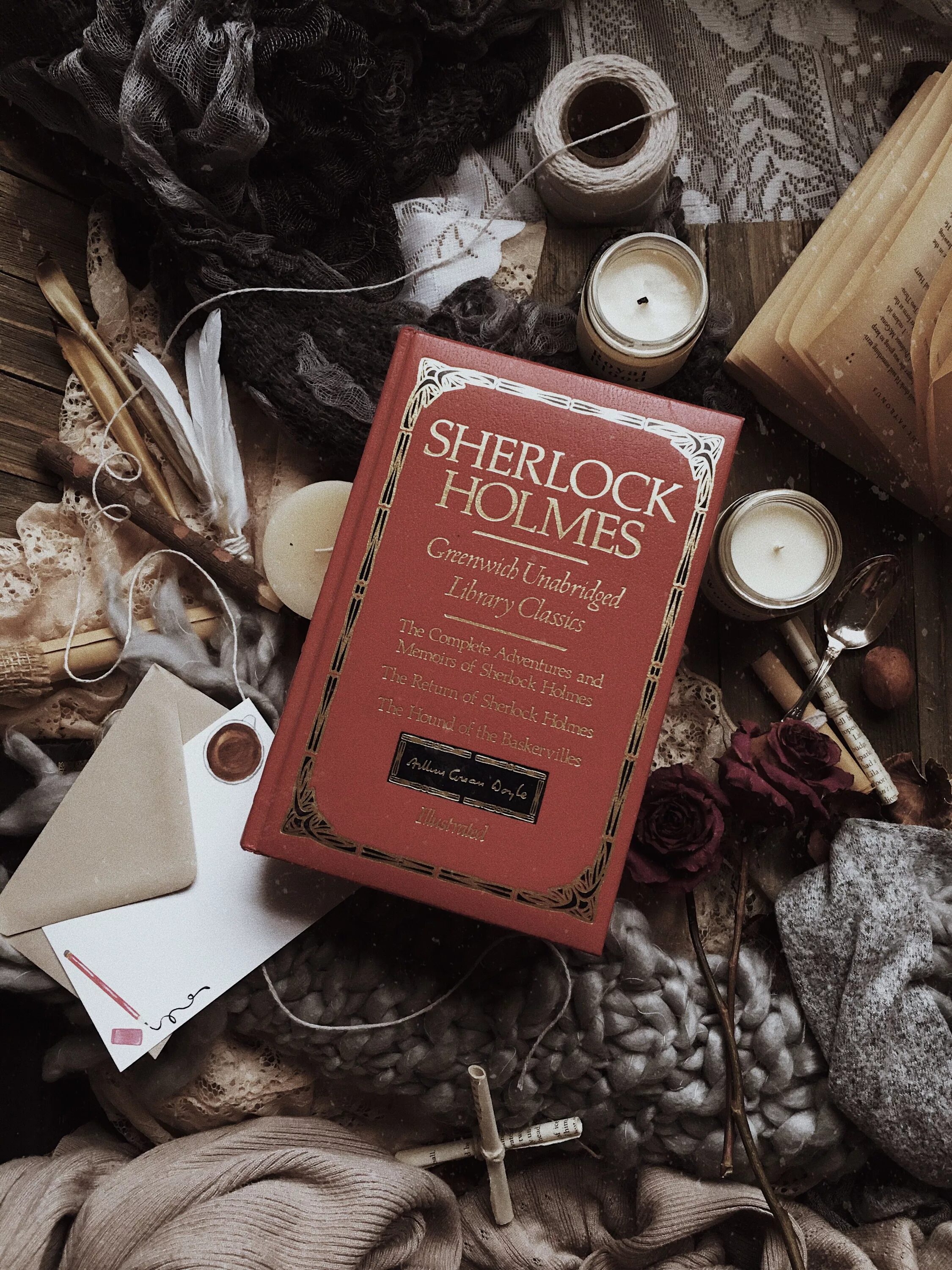 Sherlock holmes pdf. Arthur conan doyle sherlock holmes. sherlock holmes книга. шерлок холмс обложка книги. шерлок холмс книга эстетика.