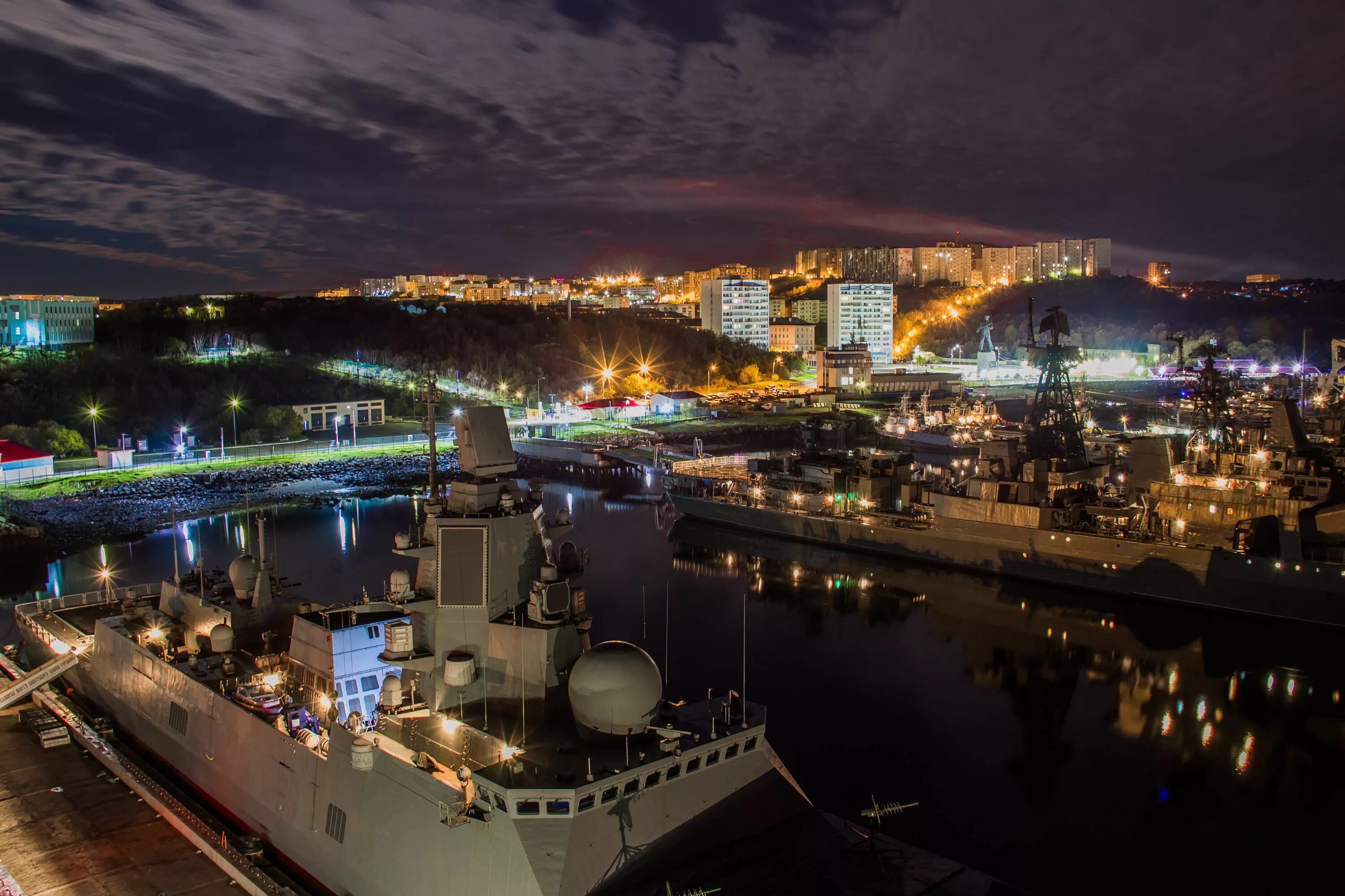 Североморск. Североморск порт. Североморск набережная. Североморск Мурманская.