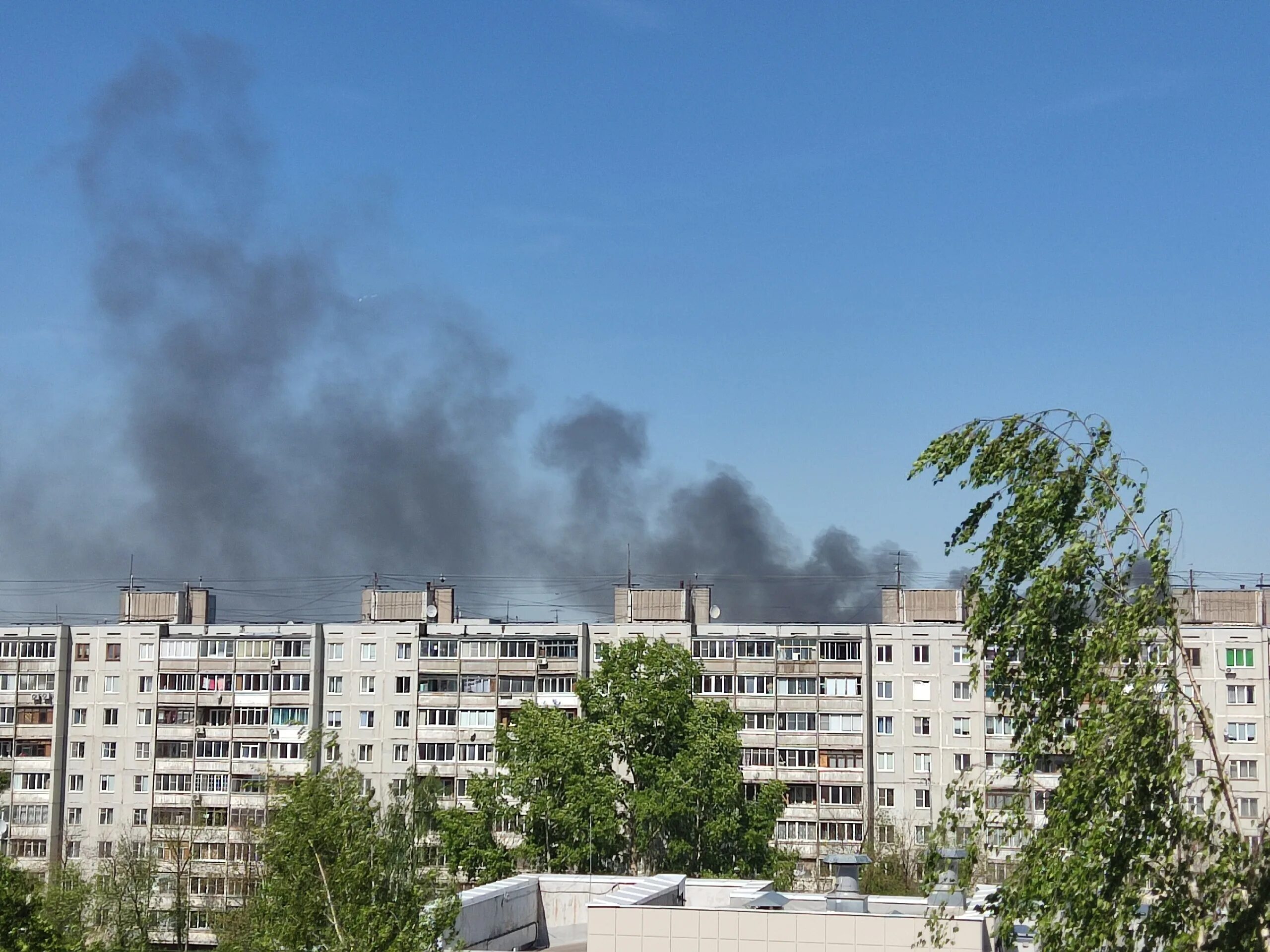 Тверь горит сегодня. Пожар фото. Пожар в Твери. Пожар в городе. Пожар на улице.