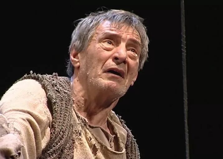 Старые сцены спектакли. Мольер мнимый больной малый театр. Спектакль старики. Спектакль старики. Старик горький.