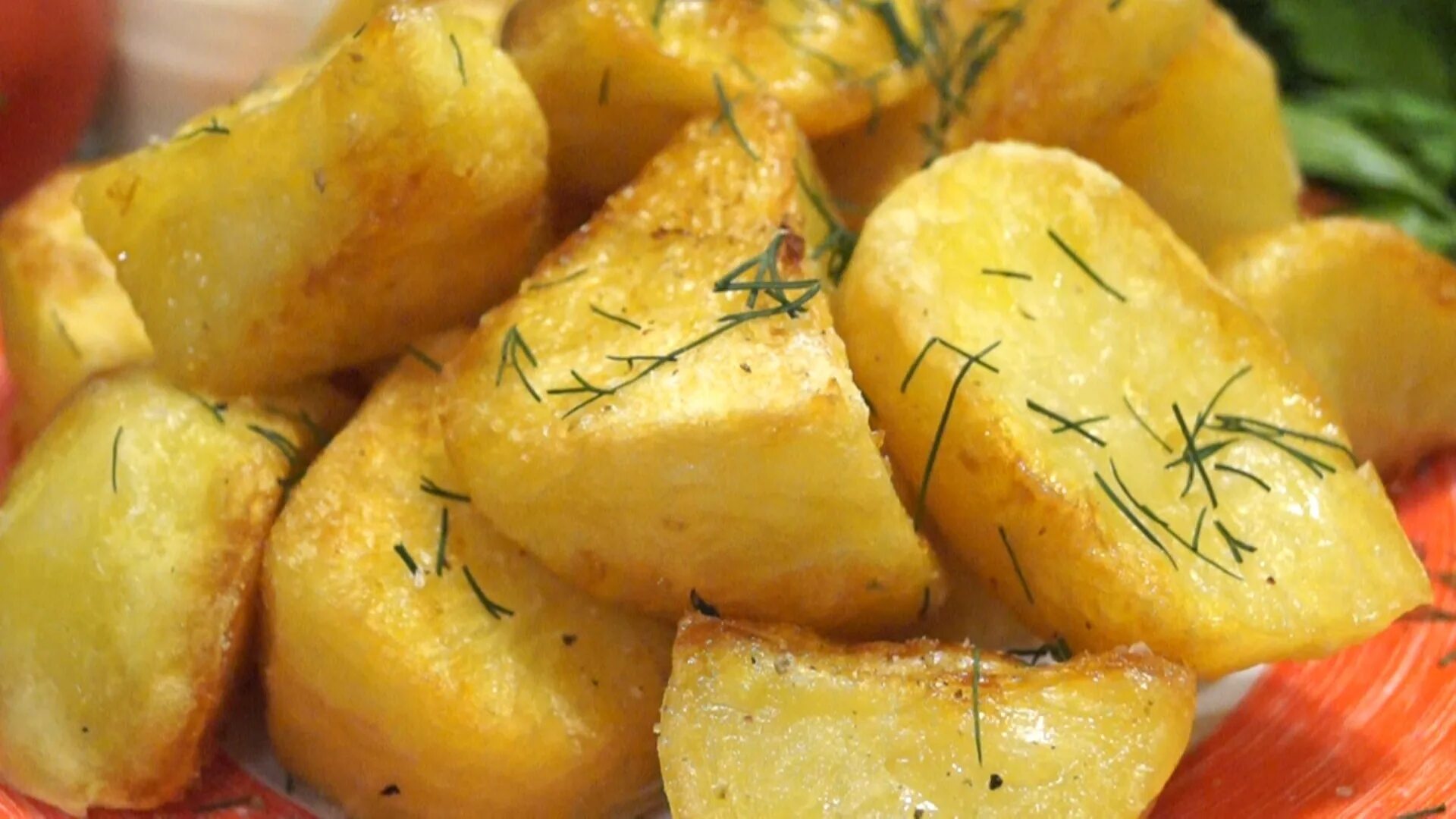 Печеный картофель. Нежная картошка. Картошка нежная рецепт. Картошка в духовке. Гратен блюдо из картофеля.