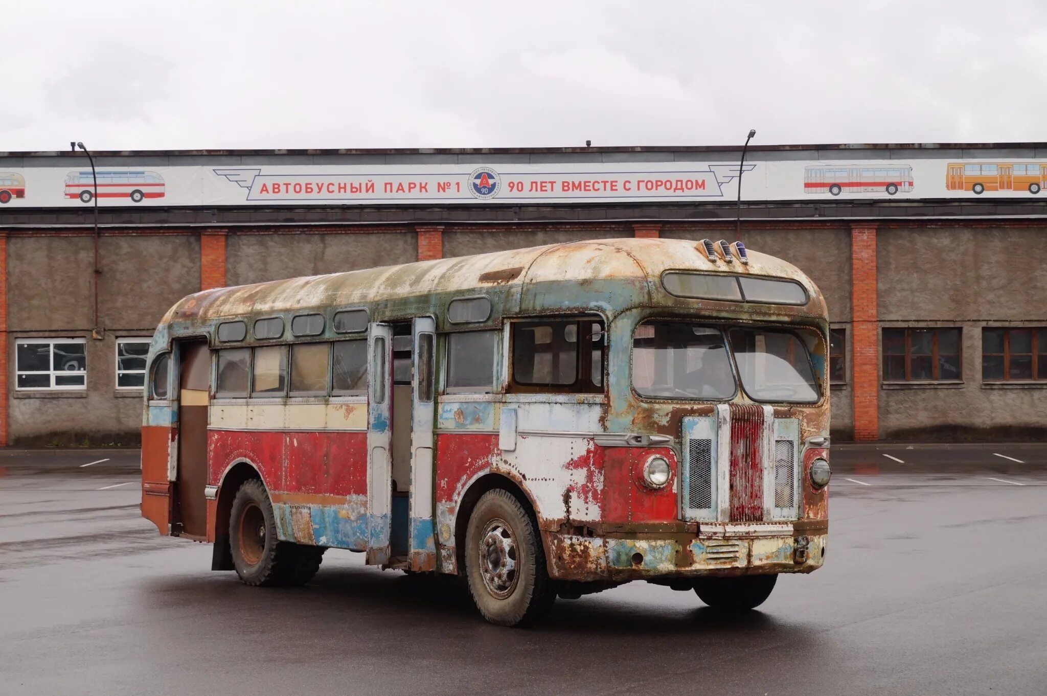 Советские номера автобусов. ЗИС 155. ЗИС-155 автобус. ЗИС 155 СПБ. Ставрополь ЗИС 155.