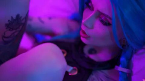 In the end of video Jinx got a cumshot on her pussy and ass <3 Arcan...