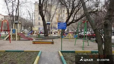 Верхняя первомайская 47