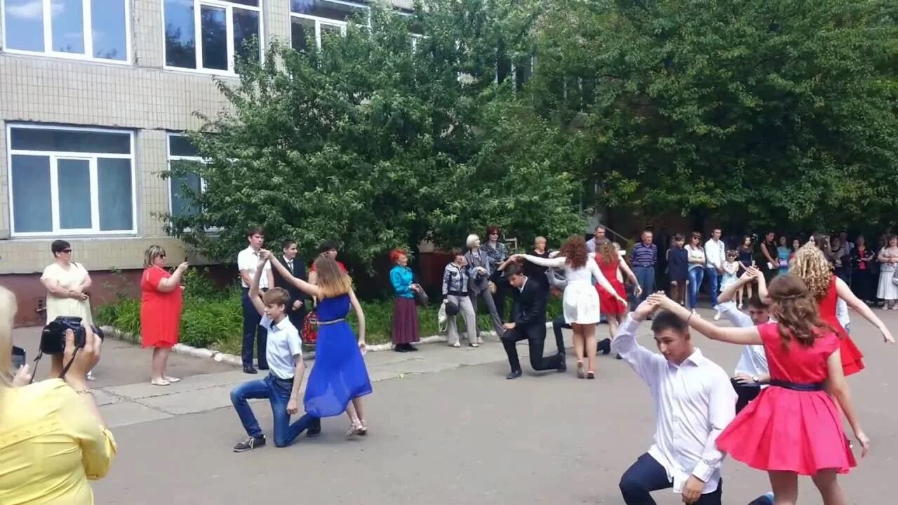 Школа 126 Донецк. Директор школы 126 Барнаул. 126 Школа города Донецка. Школа 126 Барнаул учителя.