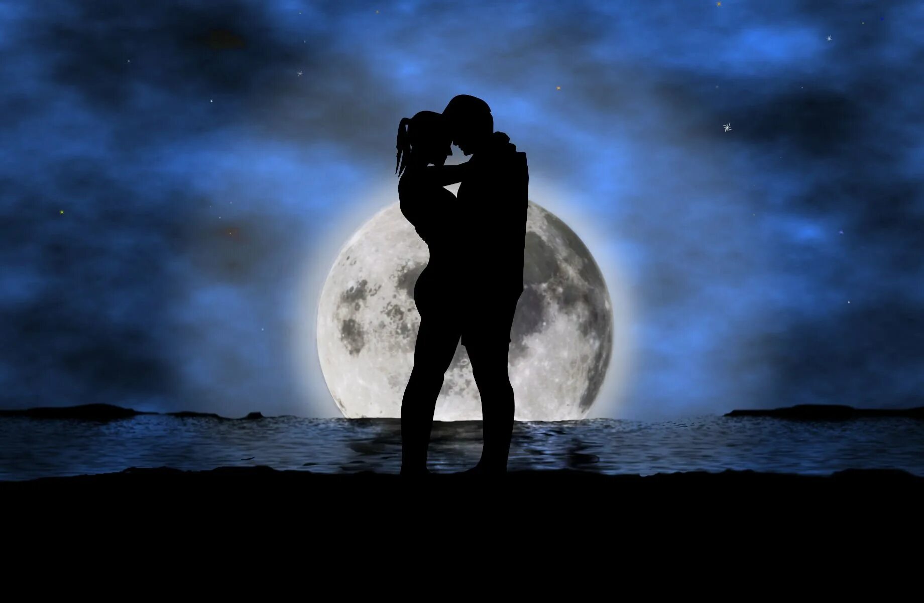 Свет луны во все концы. Влюбленные на фоне Луны. Пара на фоне Луны. Влюбленные ночью. Влюбленная пара на фоне Луны.