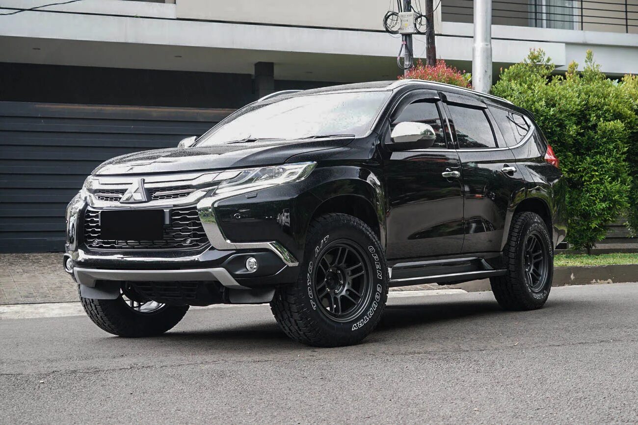 Pajero sport тюнинг. Pajero Sport 3 Tuning. Mitsubishi Pajero Sport 2021 Tuning. Паджеро спорт 2021. Митсубиси Паджеро спорт 3.