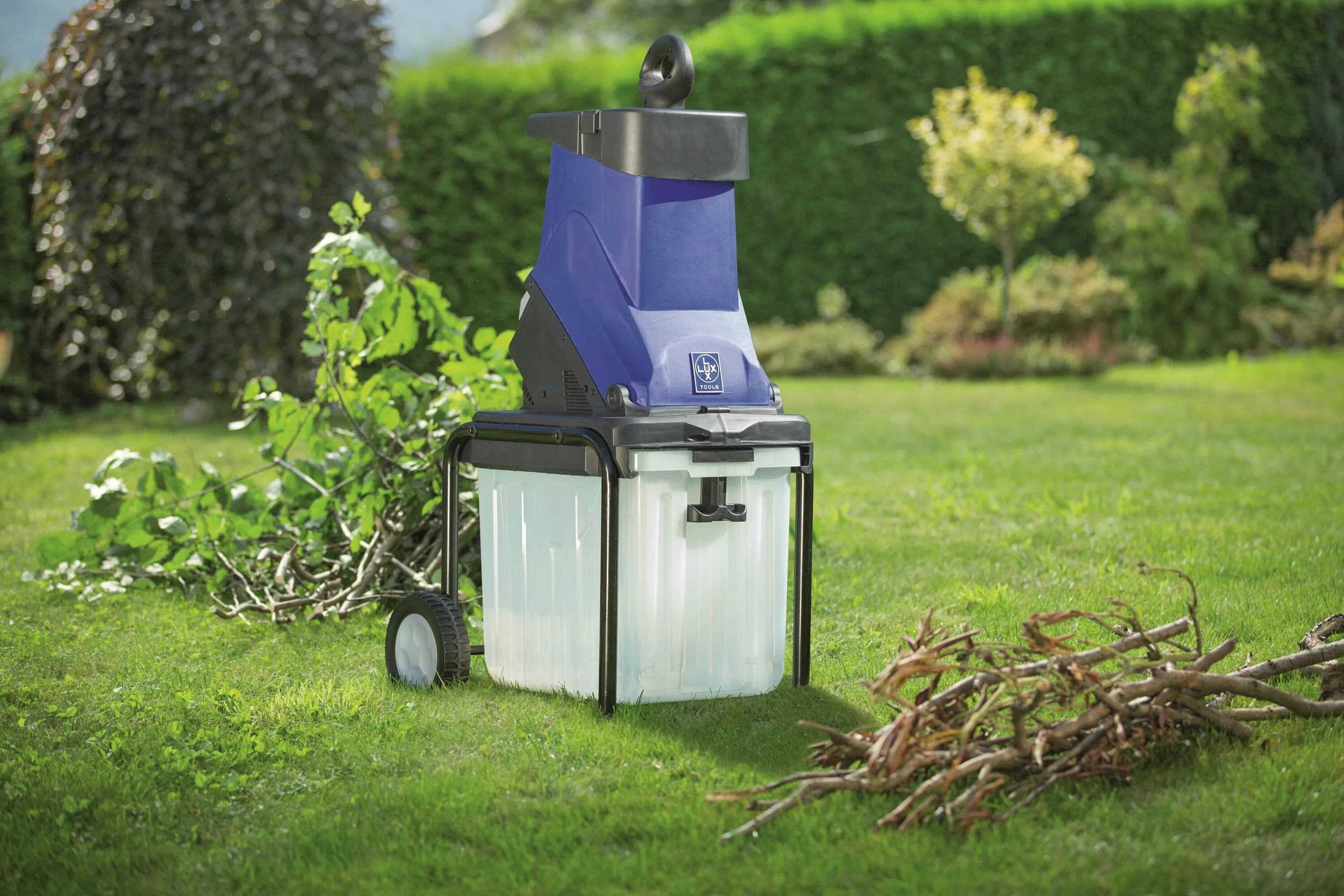 садовый измельчитель hammer 652500. садовый измельчитель рейтинг лучших моделей. Bosch axt 25 d, 2500 вт. 5 квт. измельчитель садовый bosch axt 2000 rapid.