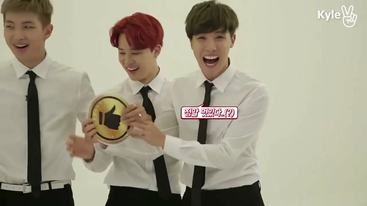 Run bts ep 1. 13. Бтс 2013. Bts 2 эпизод. Ран бтс 142 эпизод озвучка кайла.