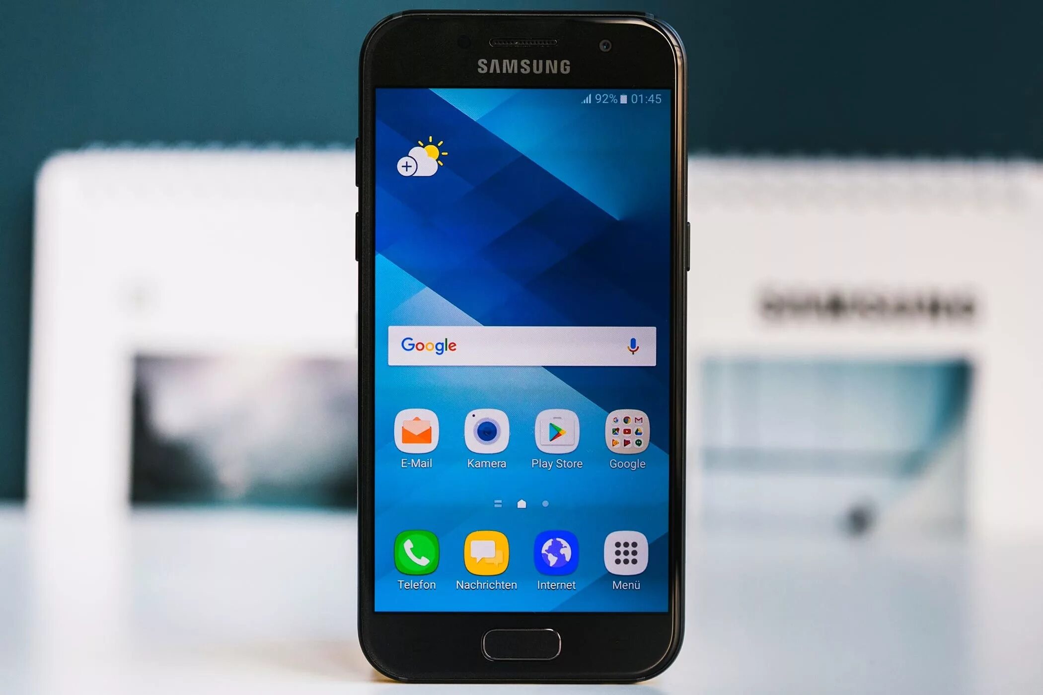 Диагональ самсунг а3 2017. Самсунг а3 2017. Самсунг галакси а3 2017. Samsung a3 2017. A3 2017 характеристика.