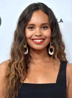 Alisha Boe (40 лучших фото)