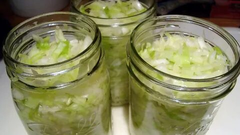 Квашеная капуста с огурцами