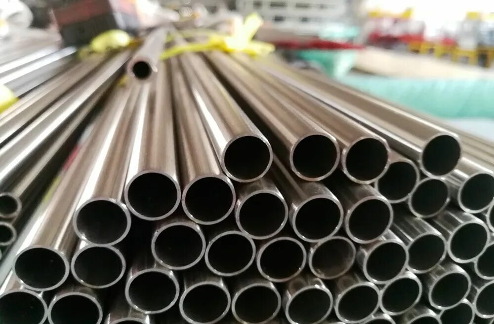 Коррозионностойкие нержавеющие. Aisi 316l. Нержавеющий металлопрокат. Stainless steel seamless pipe. 9x3.