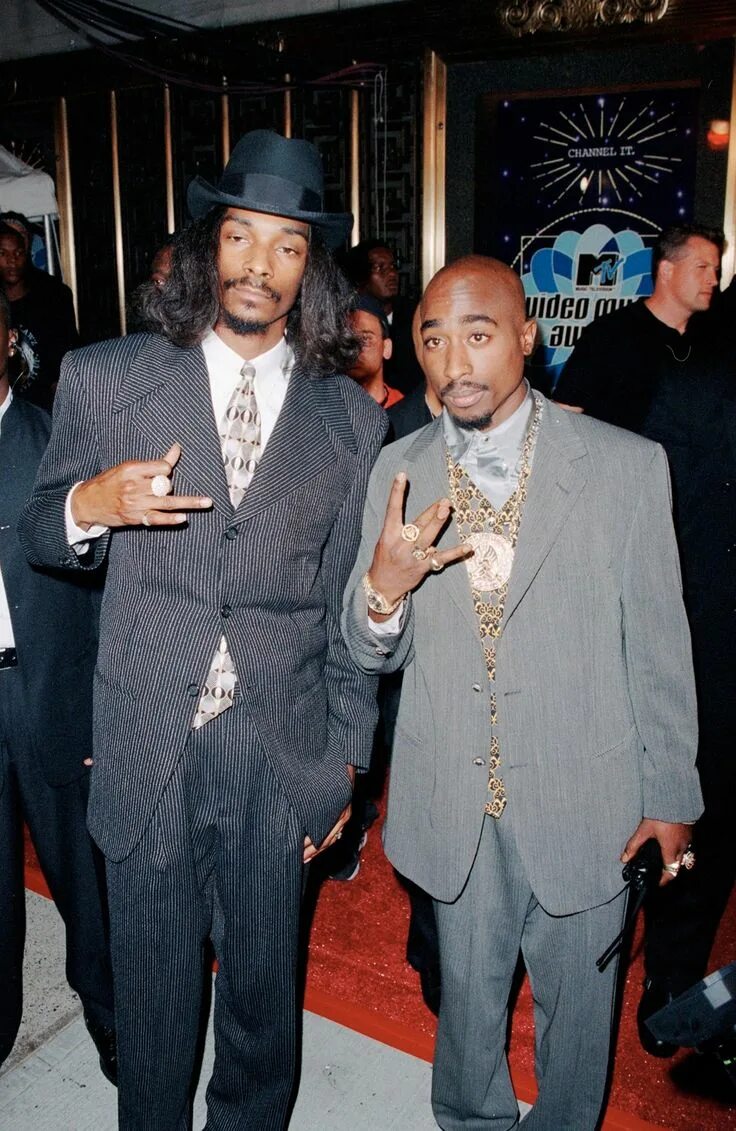 Тупак снуп. Снуп дог и тупак. 2pac snoop dogg. тупак шакур и снуп дог. 2pac и снуп дог.