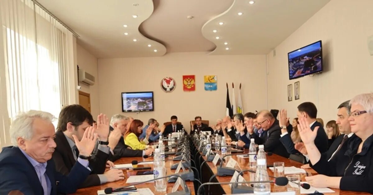 Крейн глазов. Первомайская 8 глазов. Ижгту глазов. Глазов районная администрация. Управляющие глазов.