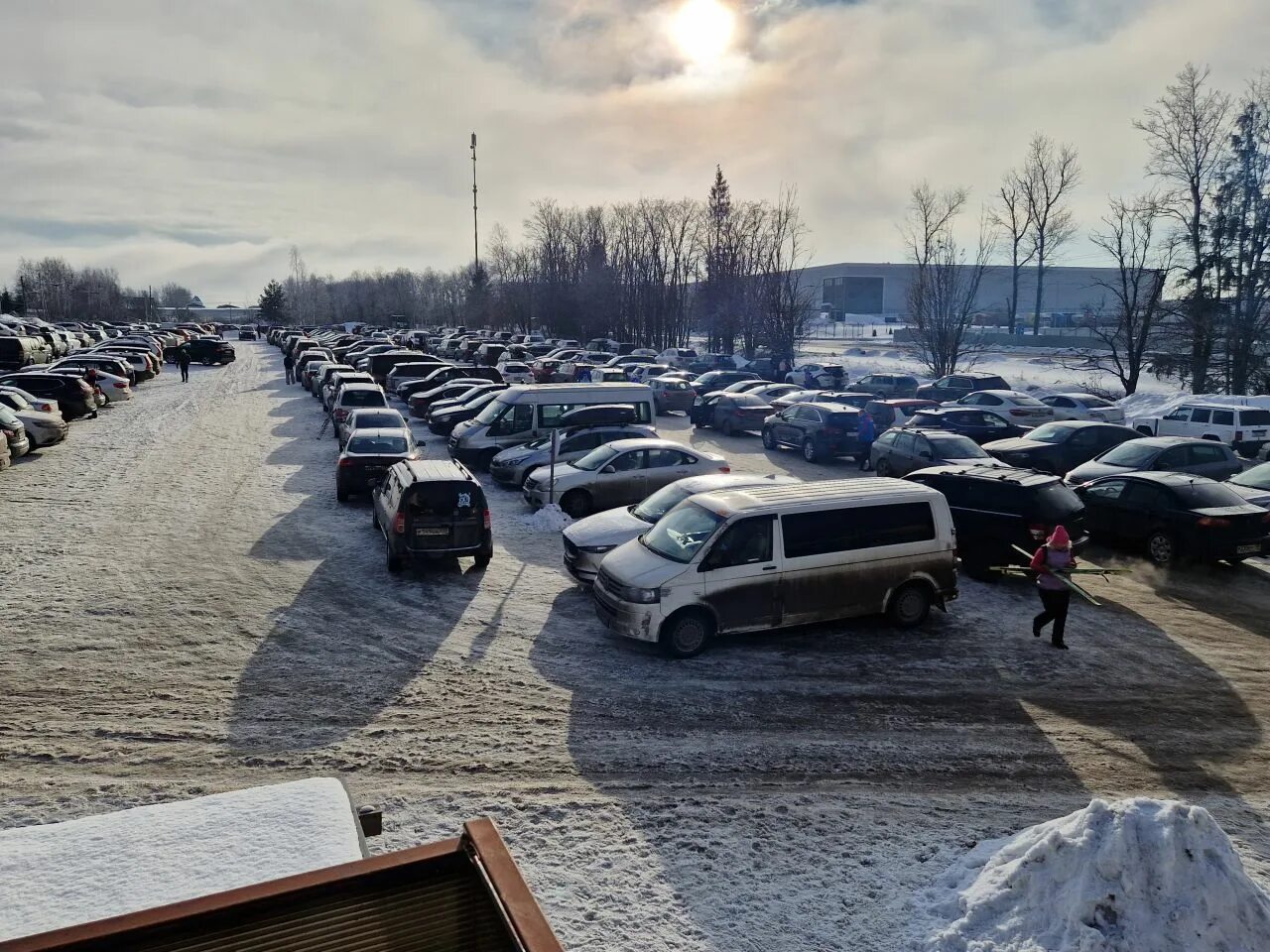 Таксист международный праздник. Мкад москва ночь. Погода на дорогах москвы. Трафик в москве. Дорожное движение москва.