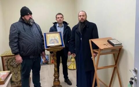Батюшка лечит