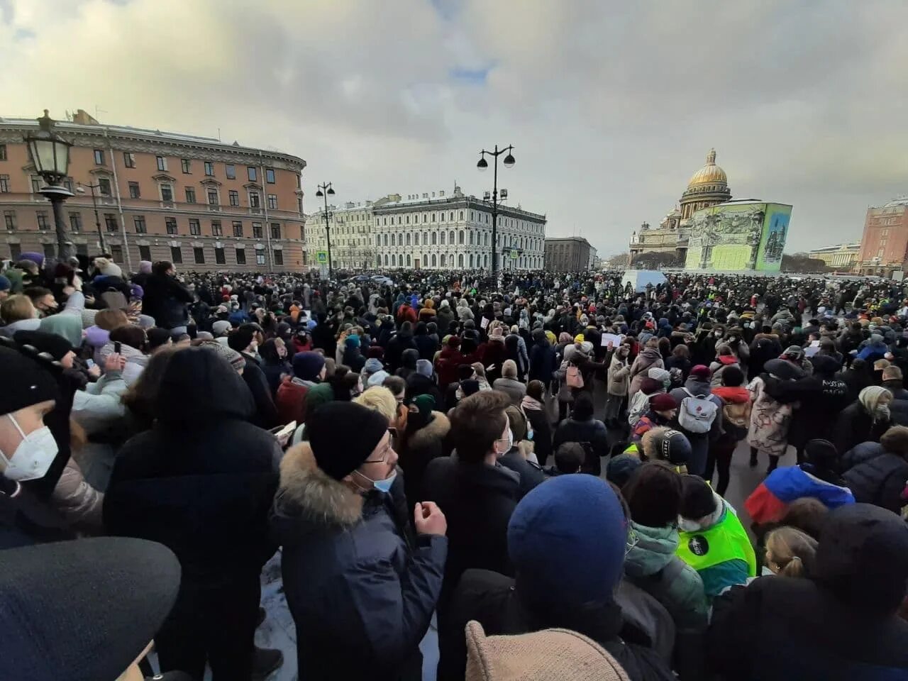 Новости что творится в россии. Митинг в Питере 31 января 2021. Митинг 31 января 2021 Санкт Петербург Навальный. Протесты в Питере 31 января. Питер манифестация.