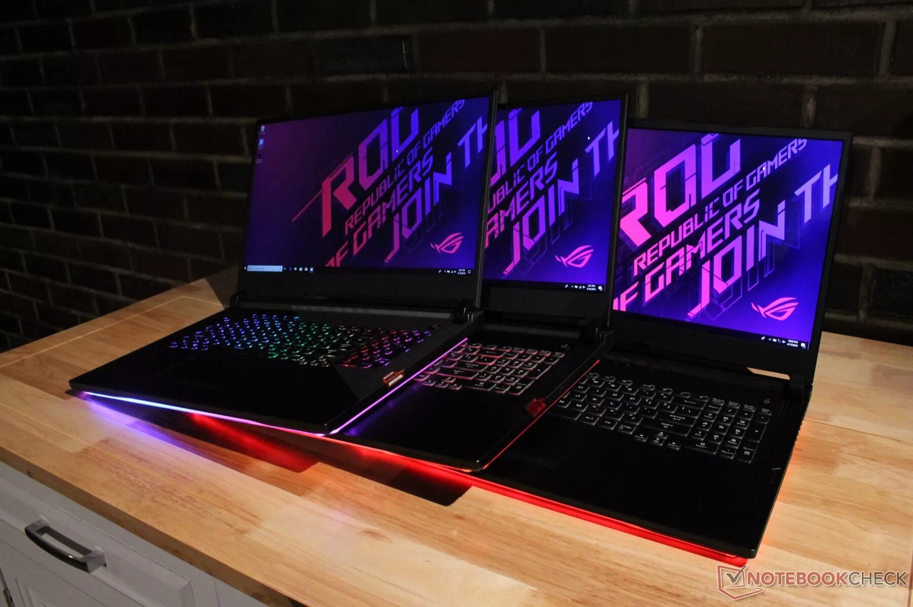 Asus rog strix g15 2022. Asus rog strix g18. Гкгы 2024. Асус рог стрикс 2024. Asus rog 2024.
