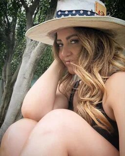 Andrea Legarreta 28.