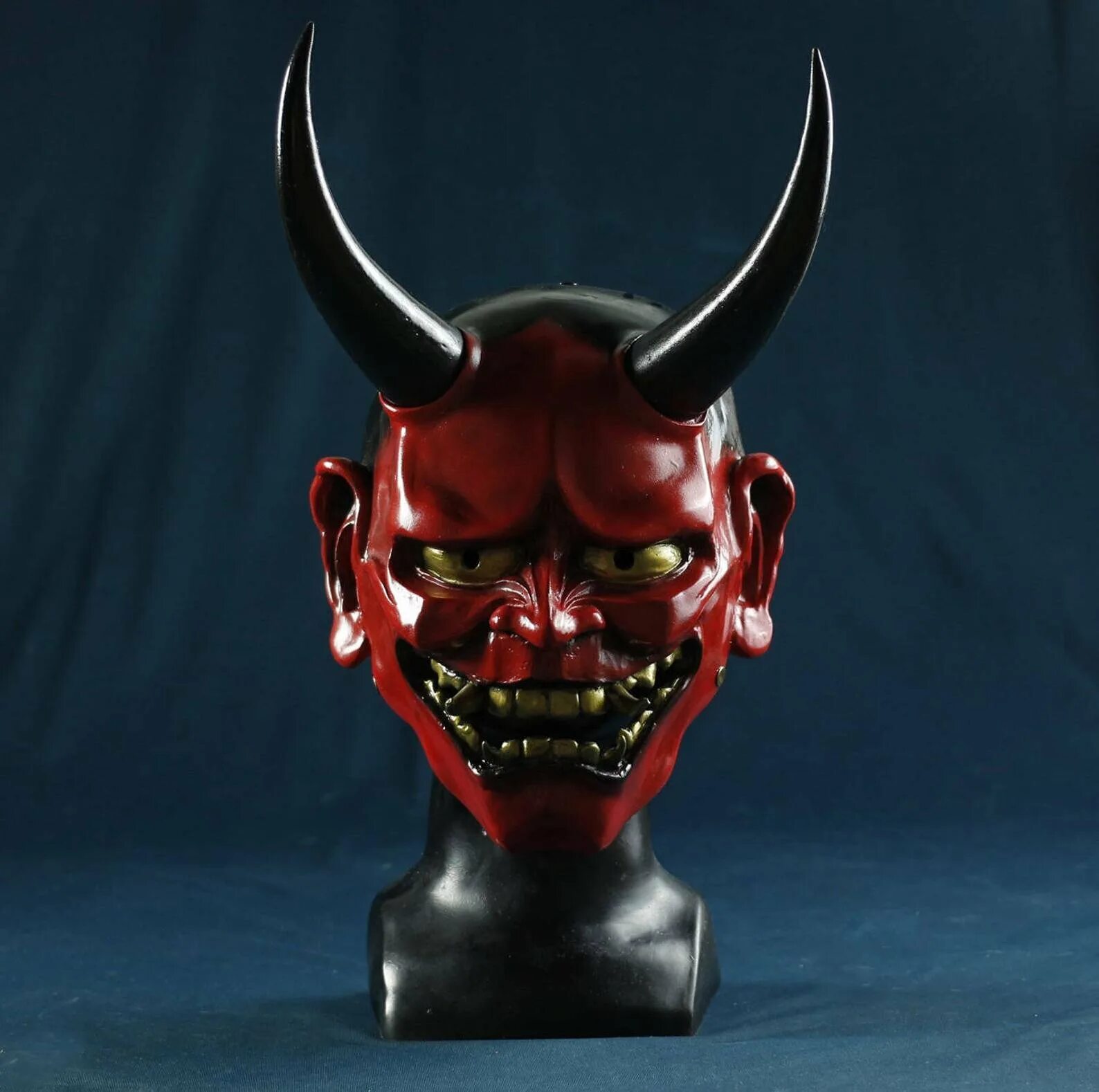 Oni демон маска. Demon Mask Oni сувенирная. Японские маски демонов. Маска они традиционная. Японская маска они