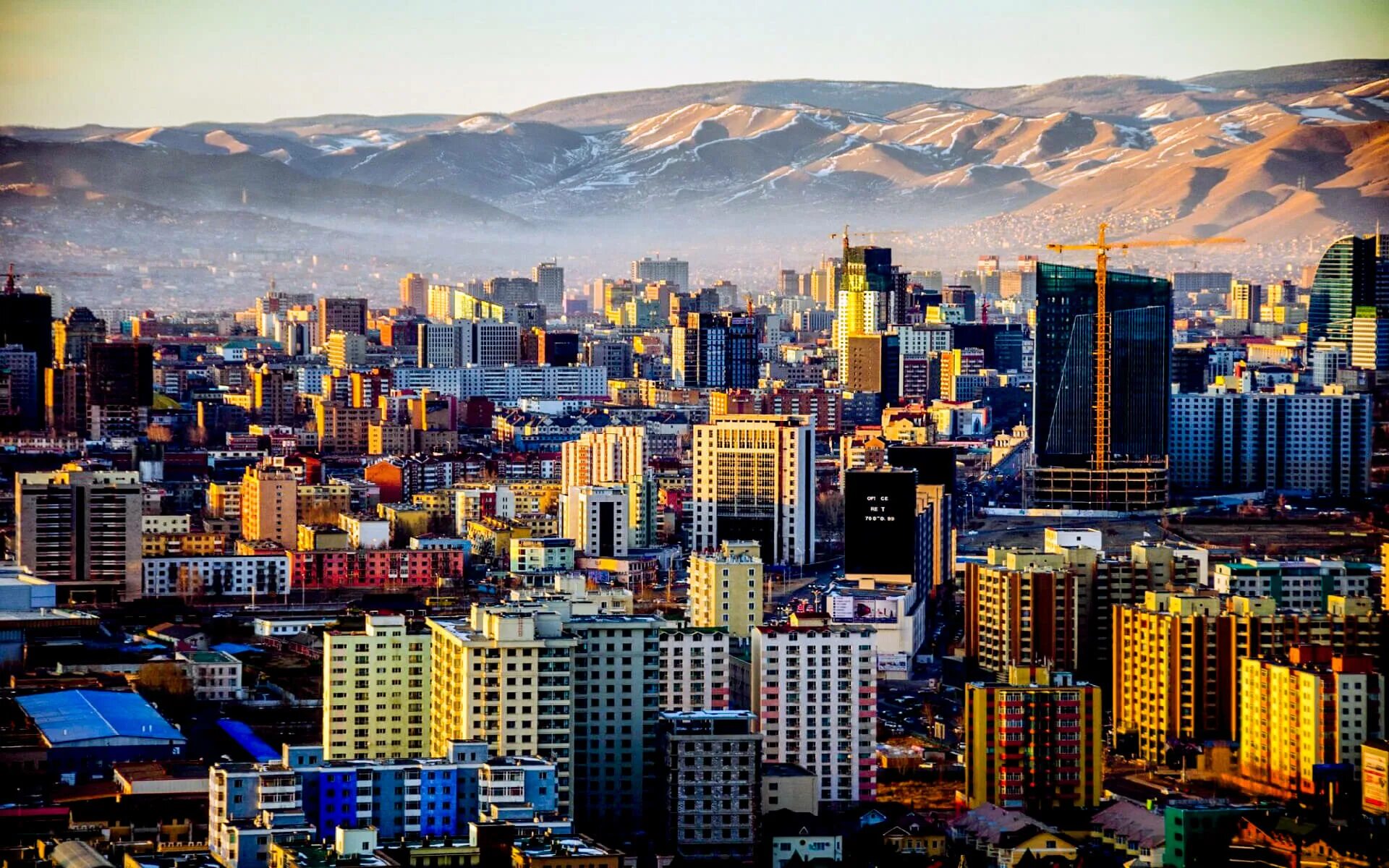 Столица улан батор страна. Улан Батор. Улан Батор столица. Монголия город Улан Батор. Улаанбаатар Монголия.