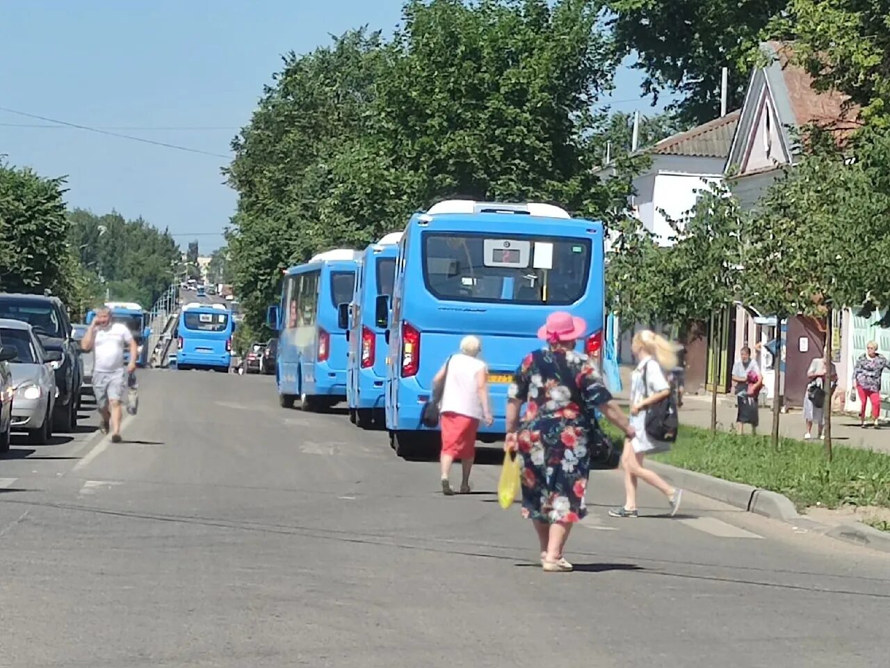 Погода в ржеве на 3 дня. Автобусы Ржев. РЖЕВСКИЙ автобус. Автовокзал Ржев. Маршрутки Ржев.