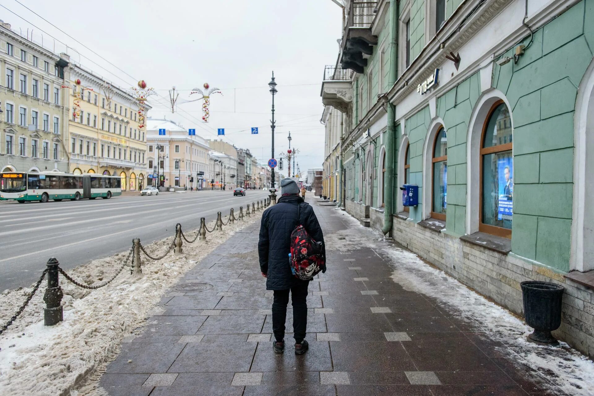 Какая сегодня в спб. Питер март. Петербург в марте. Питер сейчас. Бесснежная зима в СПБ.