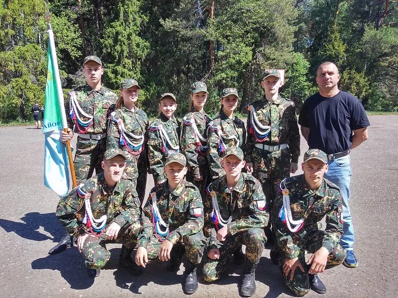 Сосновское нижегородская область школы. Школа 1 Сосновское Нижегородской области. Зарница в школе. Школа 1 Сосновский район. Город Оренбург лагерь Зарница.