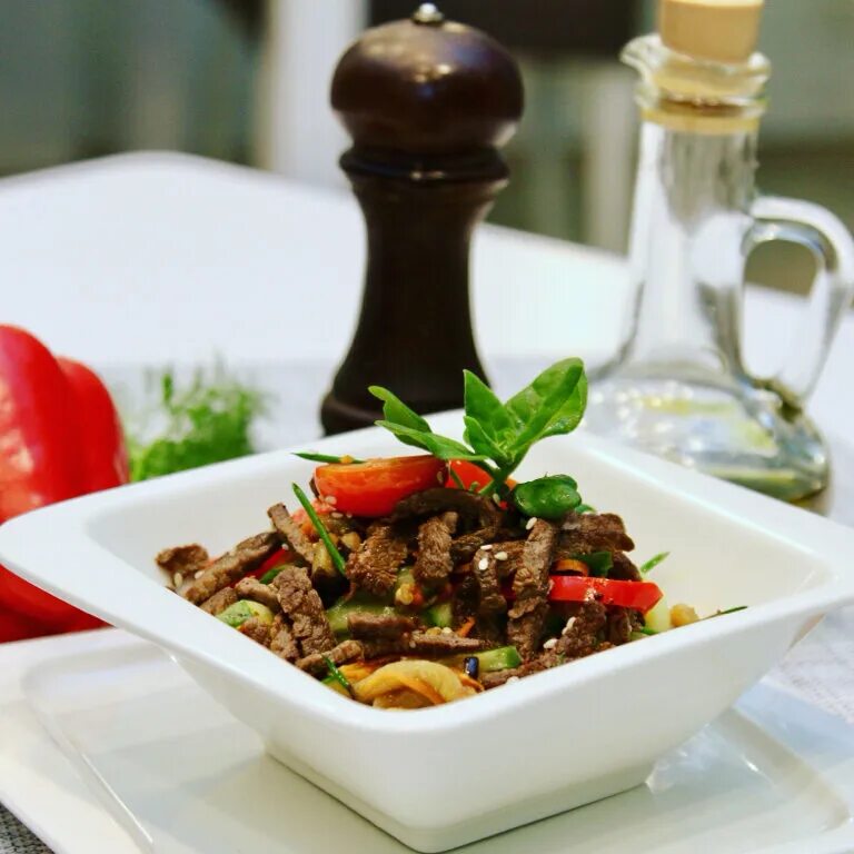 Бранчи в ресторанах москвы. Воскресный бранч. Бранч углич. Ресторан бранч углич меню. Сандей бранч.