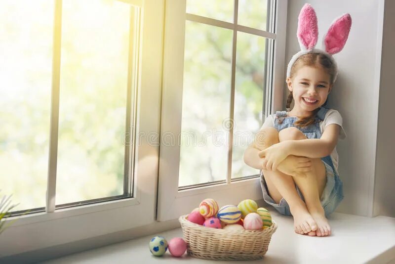 Красивые девушки с яйцами. Исследуй яйцо дети. Pahanhautoja (2022). Про девочку яйцо. Хитрая девочка.