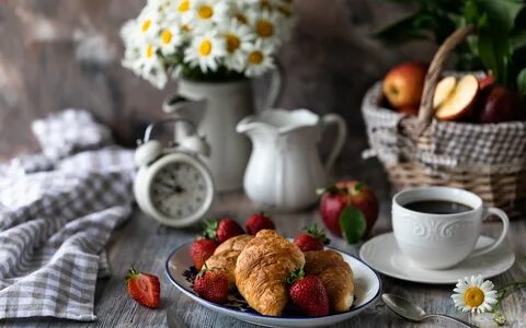 Фрукты и цветы утро