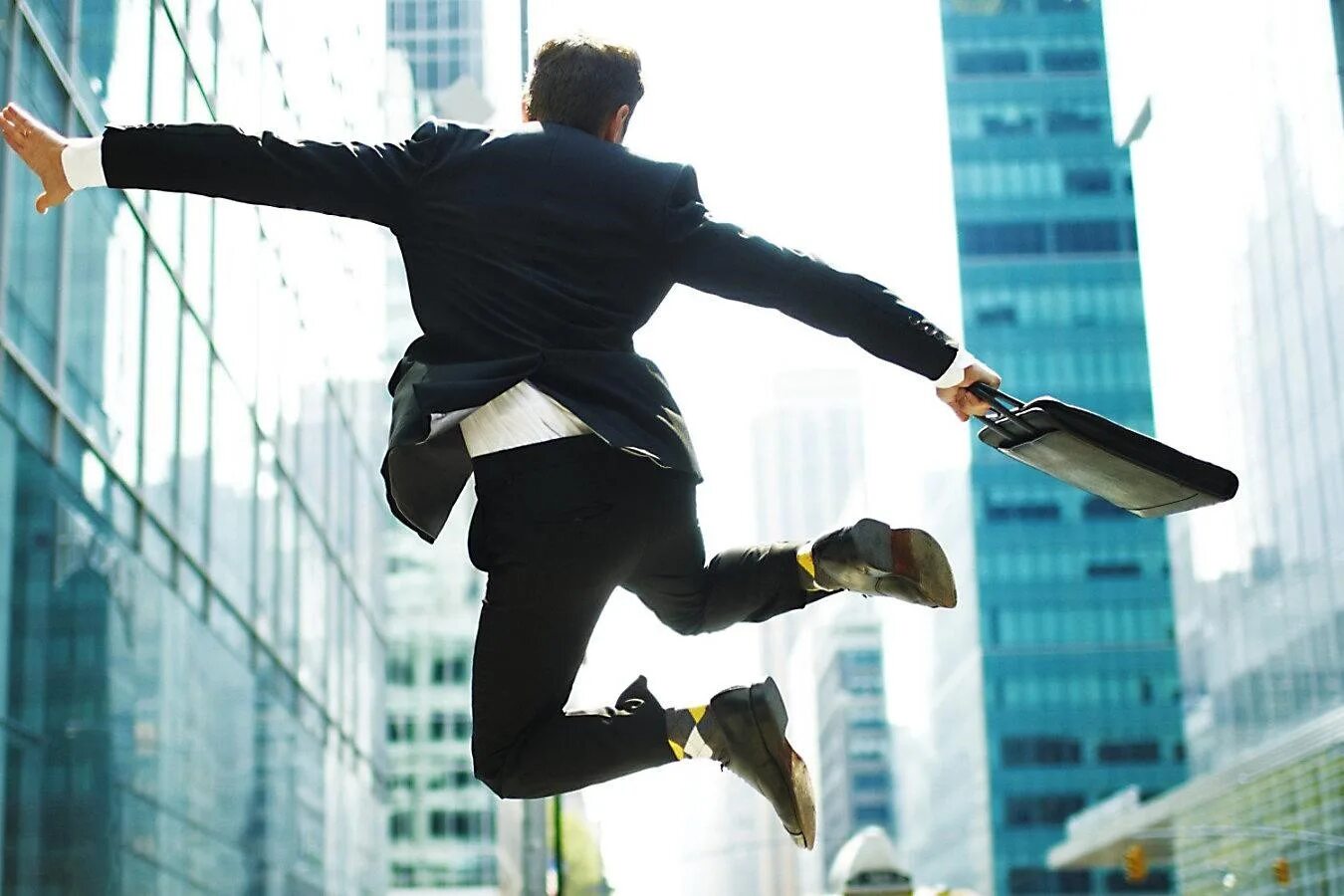 преодоление препятствий. масленица в александровском. расслабление в офисе. люди в офисе. пропускать удовольствие.