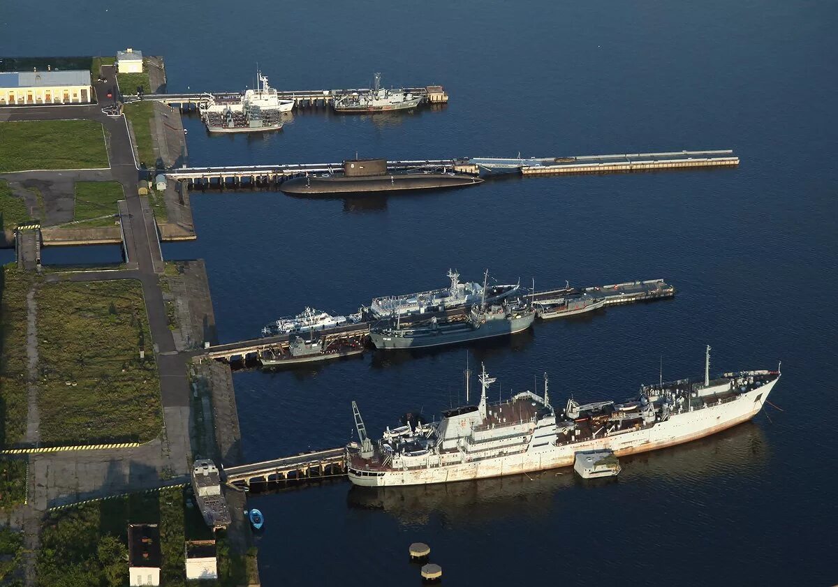 форт кроншлот в кронштадте. музей остров фортов в кронштадте. гавань лимассола. порт нассау. лас пальмас порт.