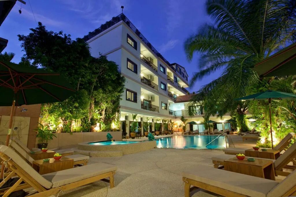 Паттайя отели 3 звезды. Отели тайланда паттайя 3 звезды в центре. Тайланд 3 звездочный отель. Паттайя отель корабль. Интерконтиненталь паттайя резорт.