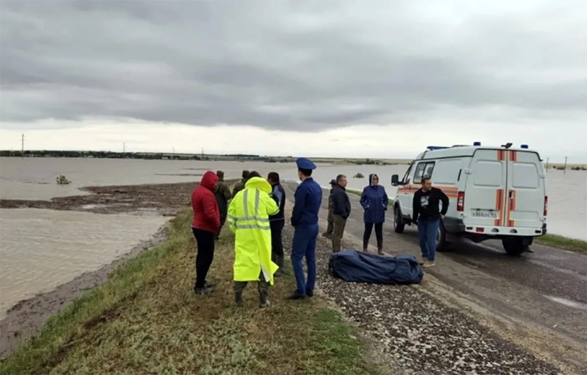 Село солянка Саратовская область Озинский район. Потоп в Солянке Озинского района Саратовской области. Солянка Озинский район 2023 наводнение. Наводнение в Озинском районе.