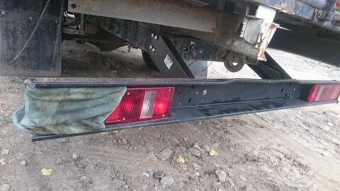 Брус заднего фонаря