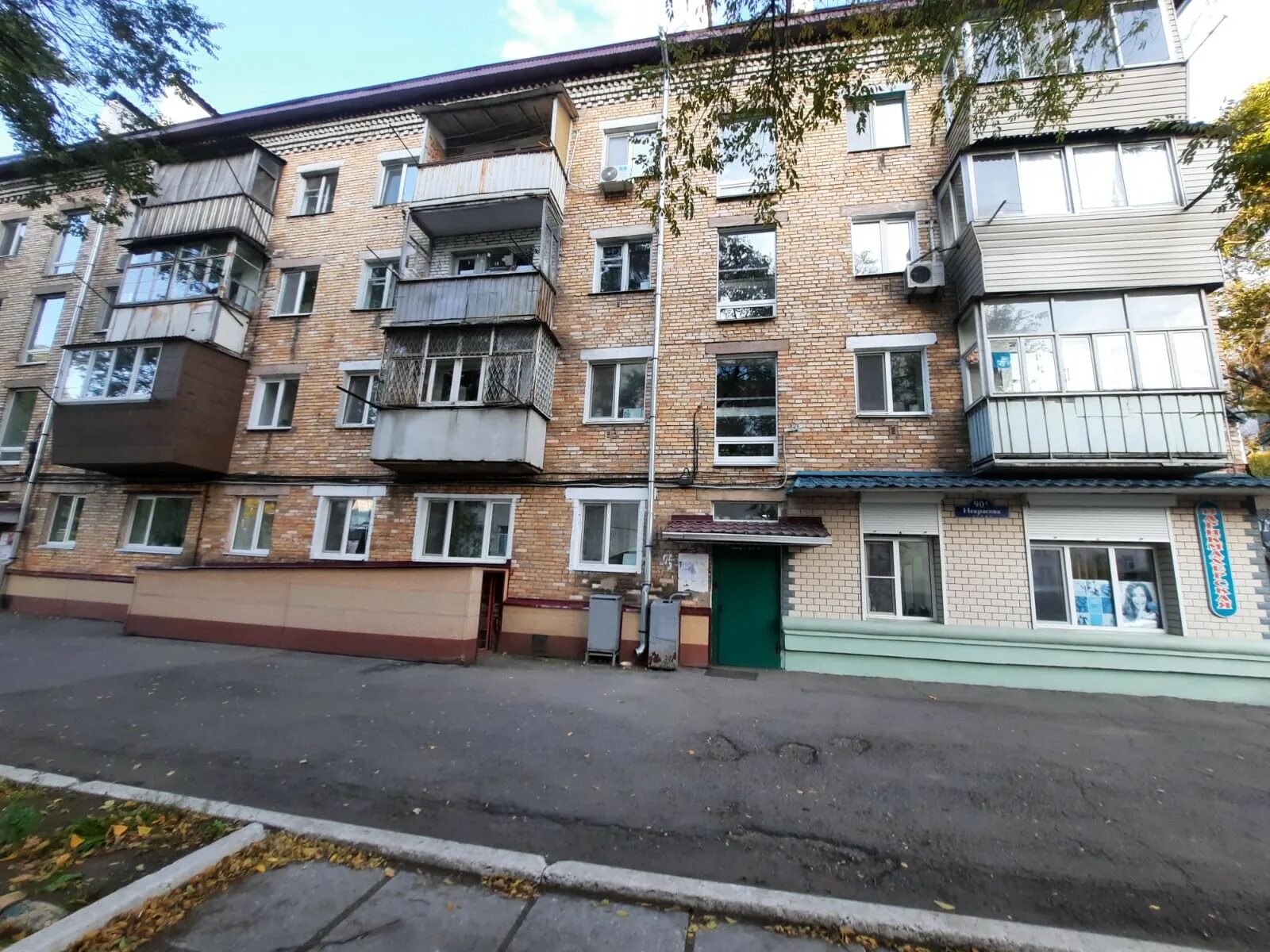 Коттеджи загородное уссурийск. Недвижимость уссурийск. Квартира дом снаружи. Фарпост уссурийск недвижимость. Коттедж уссурийск.