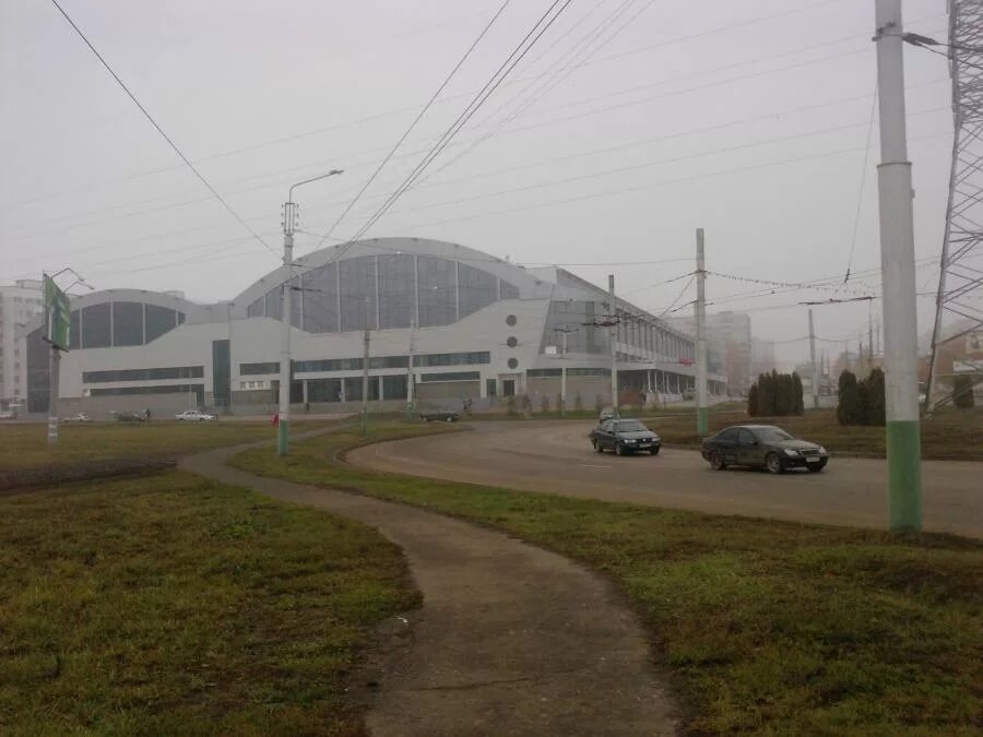 Спортивный комплекс пенза. Буртасы Пенза Арбеково. Пенза спортивный комплекс Буртасы. Дворец спорта Буртасы. Пенза Буртасы памятник.