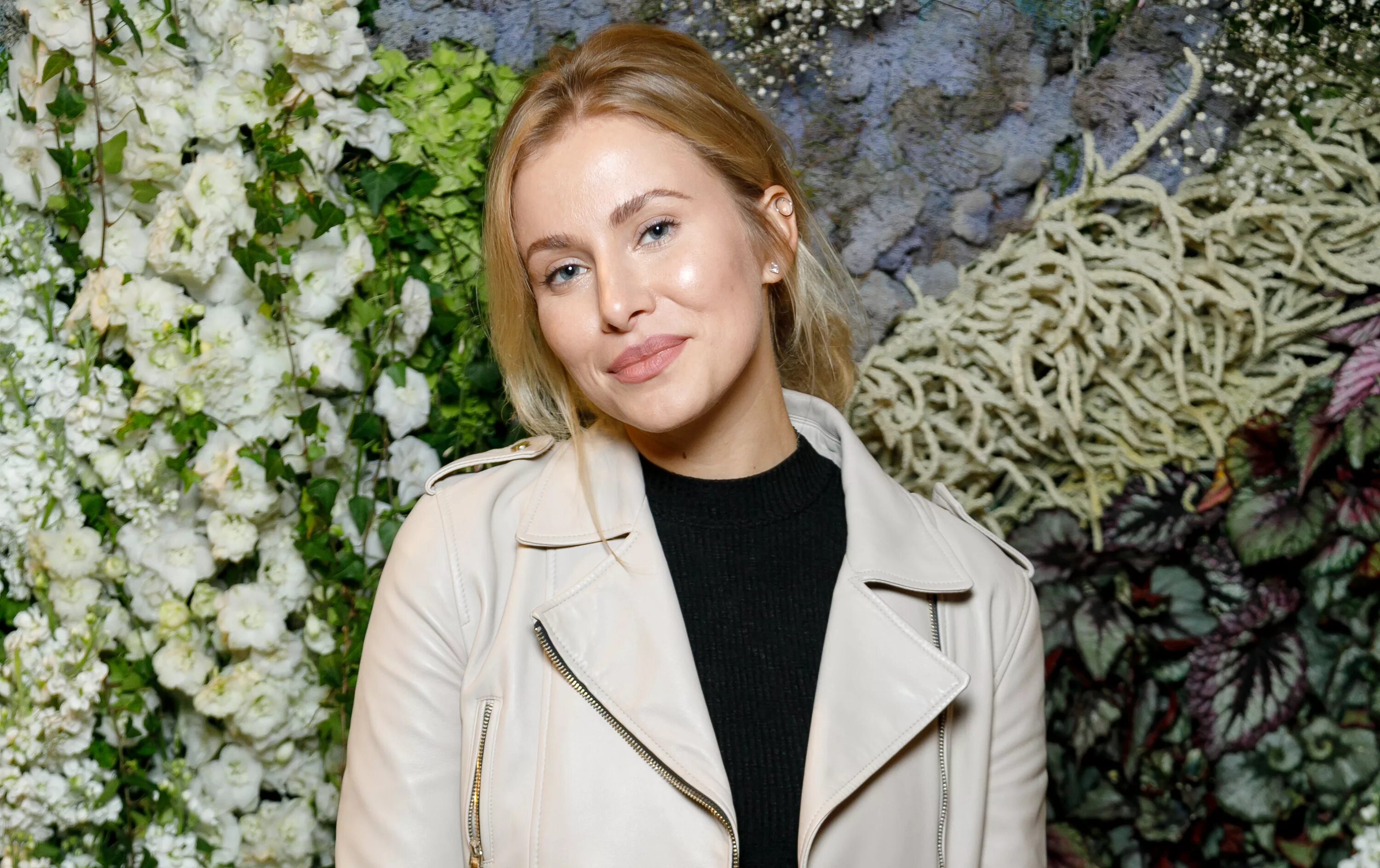 Тата мамиашвили и бондарчук. Тате мамиашвили. Татиана бондарчук. Тата бондарчук свадьба. Тата мамиашвили фото.