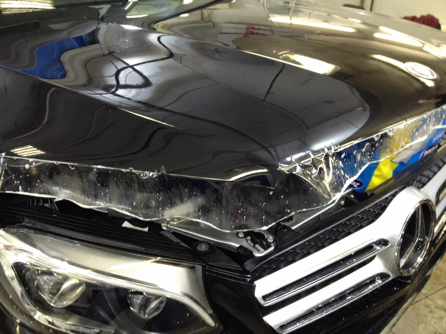 Как снять бронированную пленку с капота автомобиля Автомобили Лада тонировка, бронирование, установка сигнализаций и допоборудова