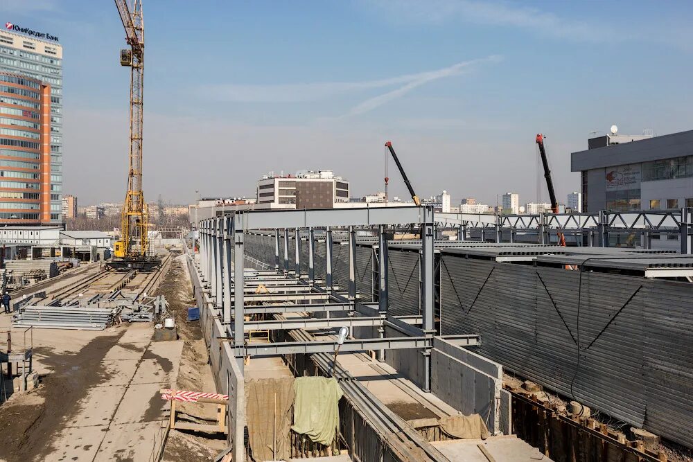 хуснуллин на объекте. станция технопарк рядом замок. инновационный центр сколково сбербанк. технопарк сбербанка сколково ход строительства. строят технопарк.