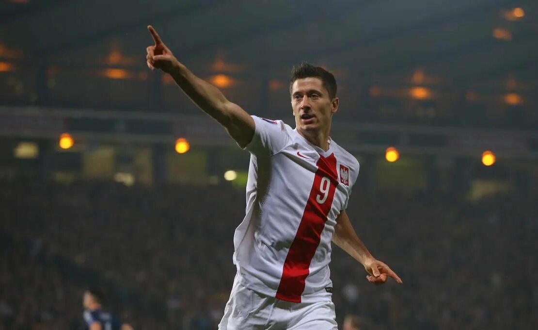 Lewandowski. Левандовски арт. Левандовски в 2005. Граппа броски скибиди левандовский. Граппа броски скибиди левандовский.