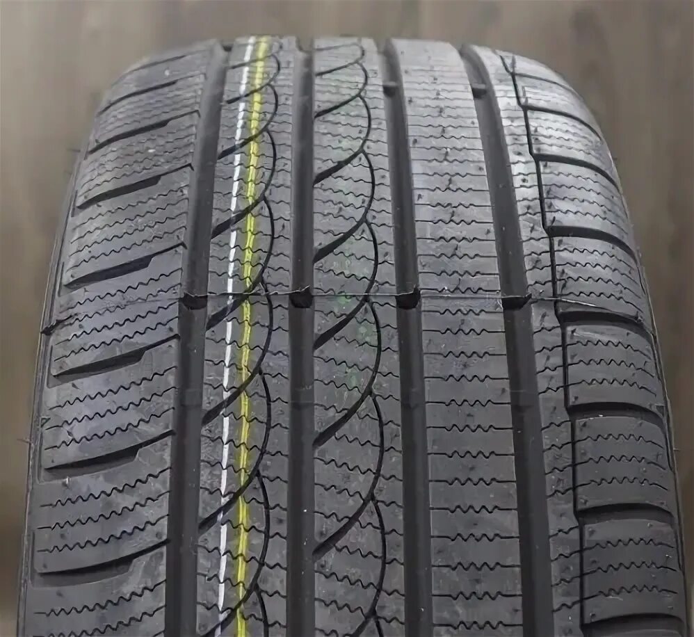 Tracmax шины зимние нешипованные. Tracmax ice-plus s210. tracmax ice-plus s210 245/45 r19. tracmax ice-plus s220. tracmax ice-plus s210 225/50.