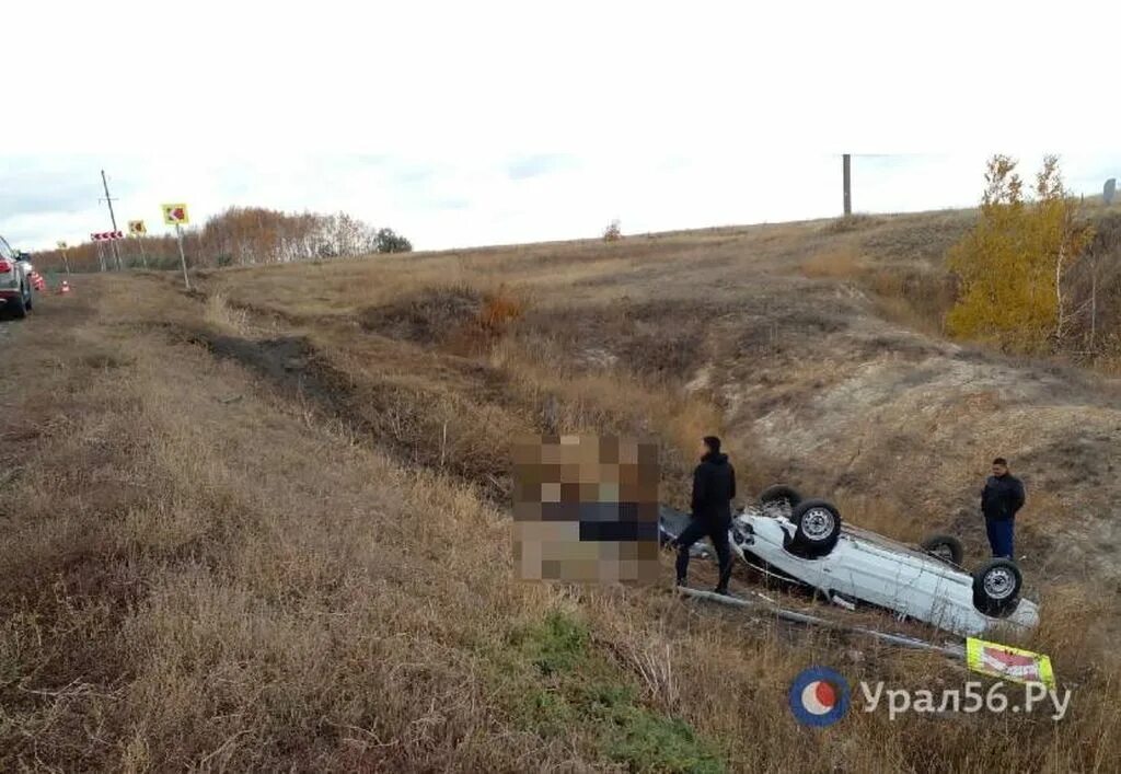 Новости оренбургской области на сегодня последние происшествия. ДТП В Оренбургской области. Авария на Оренбургской трассе. Авария на трассе Оренбург Орск. Авария на трассе Оренбург Орск в Беляевском районе.